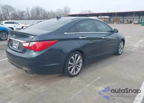 2013 Hyundai Sonata Limited 2.0T z USA, uszkodzony, nr VIN 5NPEC4AB5DH664338